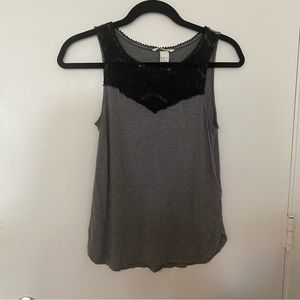 H&M Sleeveless Grey Top - XS